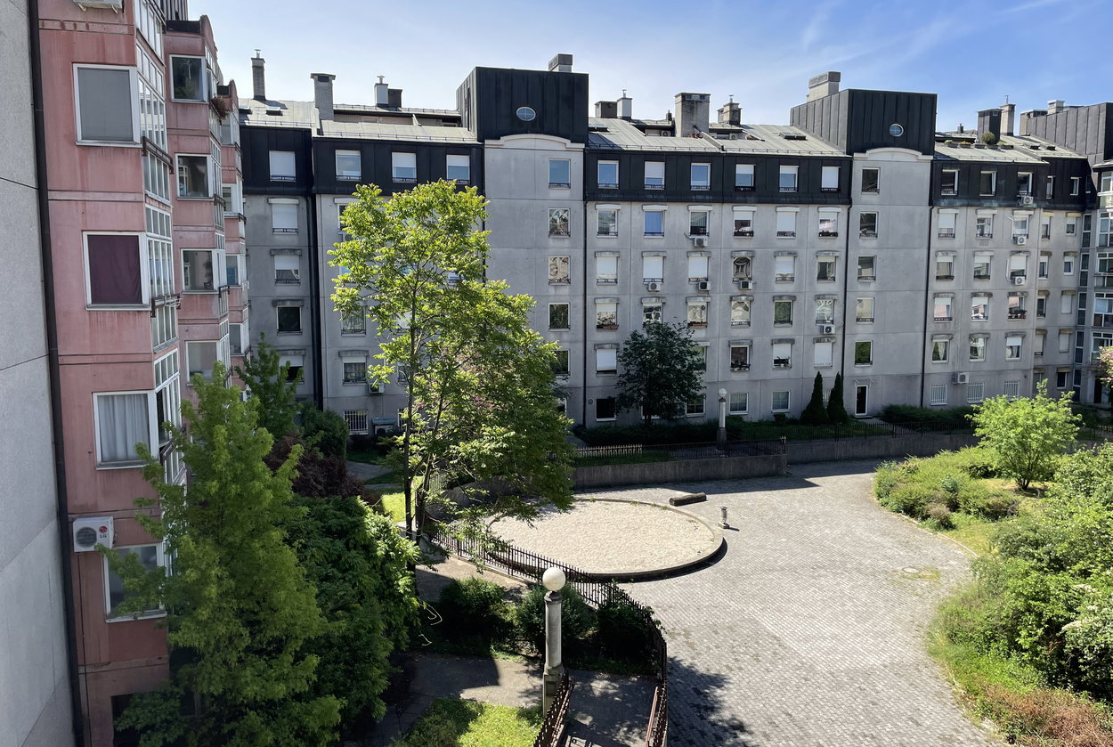 Lokacija: Ljubljana mesto, Bežigrad, Zupančičeva jama