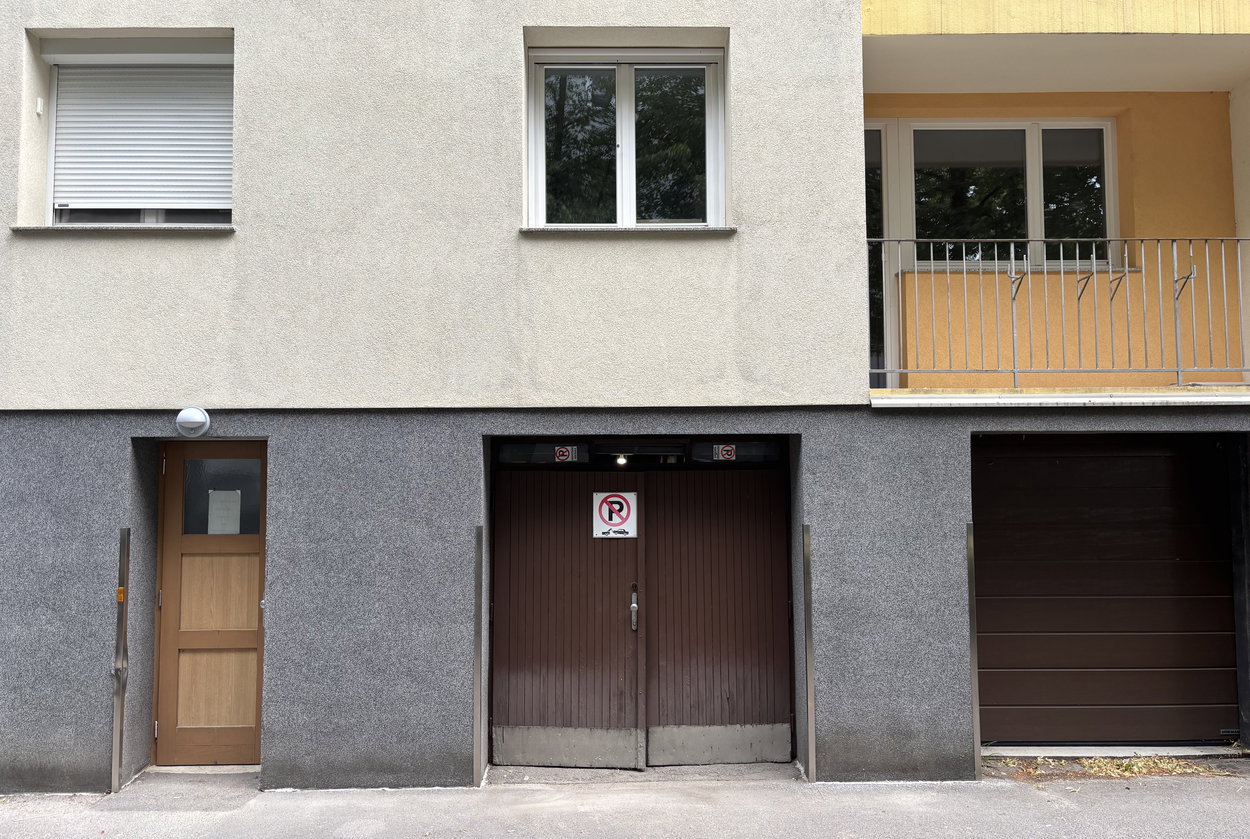 Lokacija: Ljubljana mesto, Center, Prule