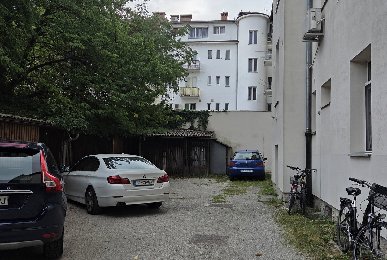 Lokacija: Ljubljana mesto, Center, Tabor