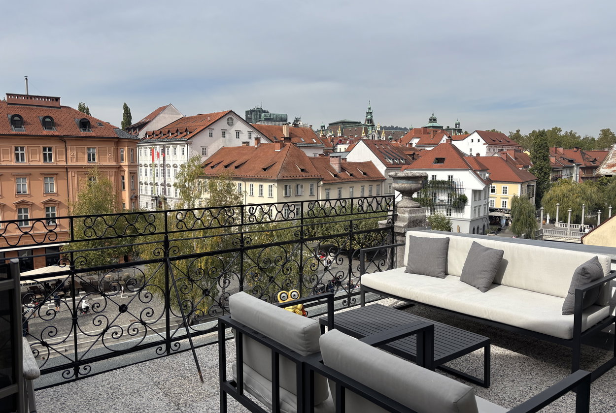 Lokacija: Ljubljana mesto, Center, Center