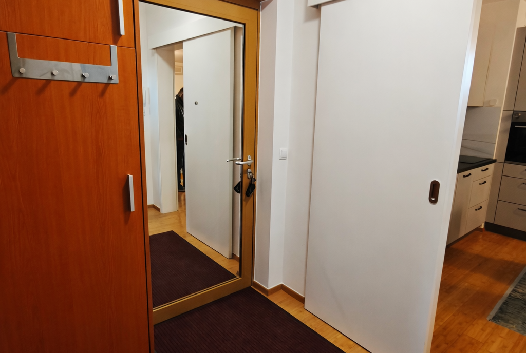 Lokacija: Ljubljana mesto, Bežigrad, Črnuče