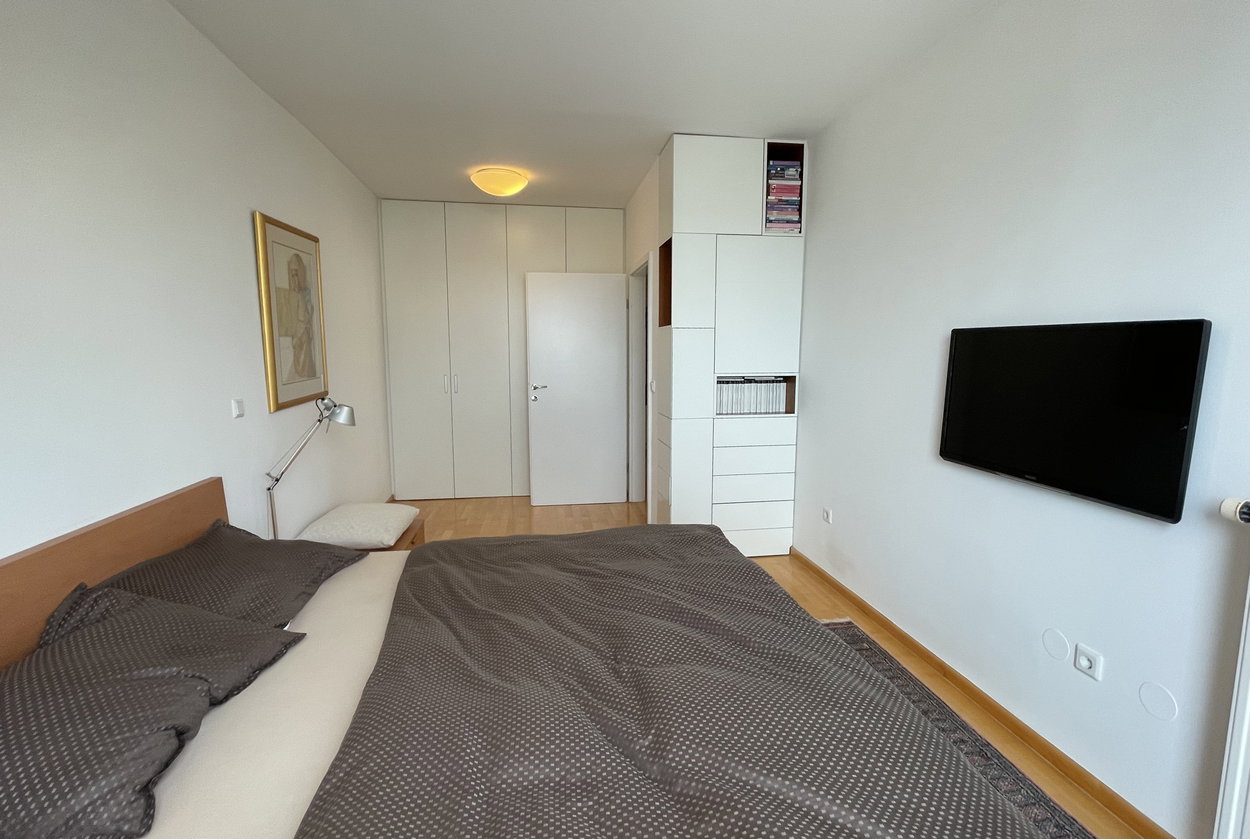 Lokacija: Ljubljana mesto, Vič-Rudnik, Brdo