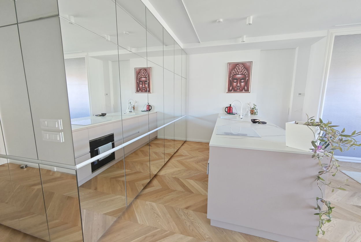 Lokacija: Ljubljana mesto, Center