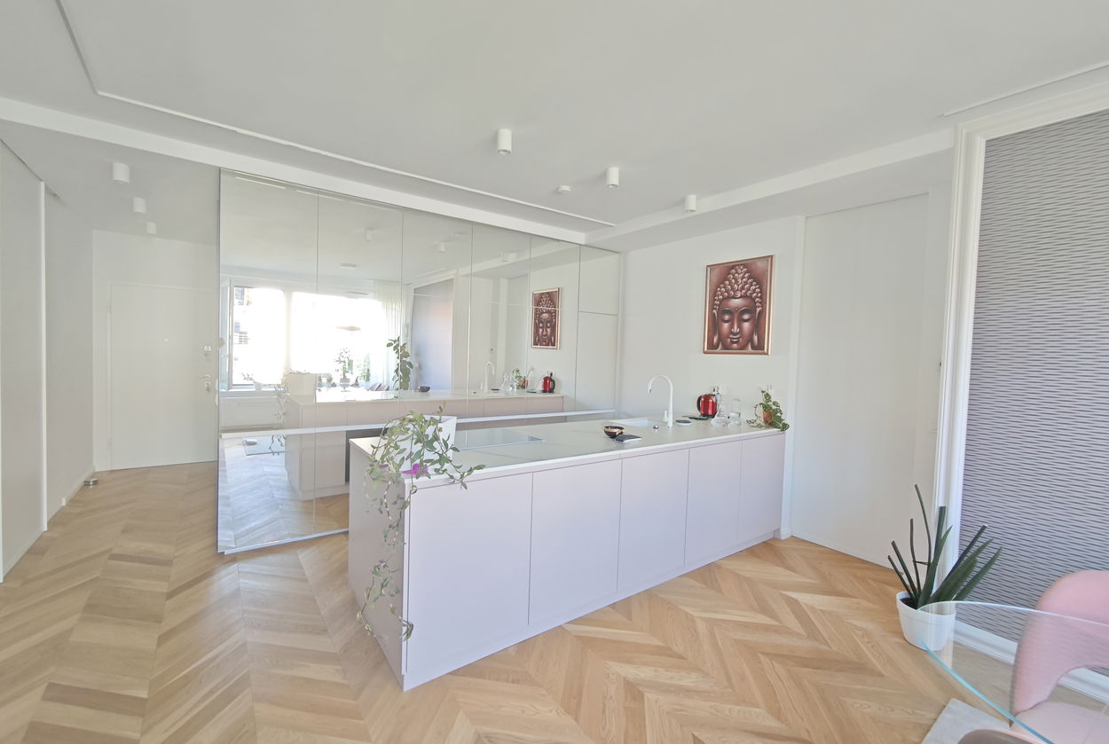 Lokacija: Ljubljana mesto, Center