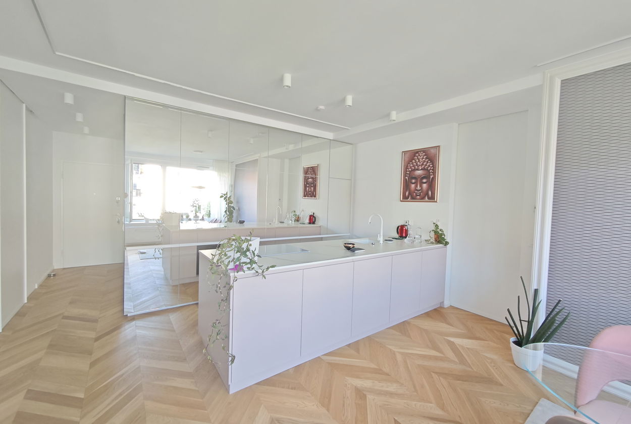 Lokacija: Ljubljana mesto, Center