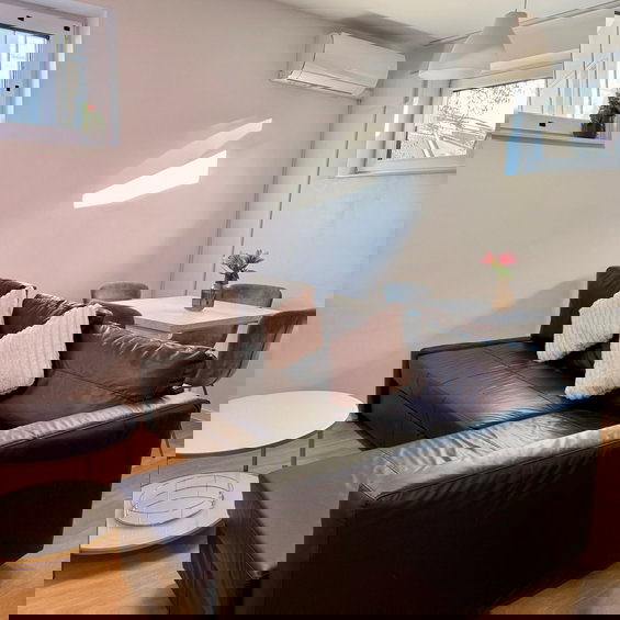 Lokacija: Ljubljana mesto, Center, Vodmat