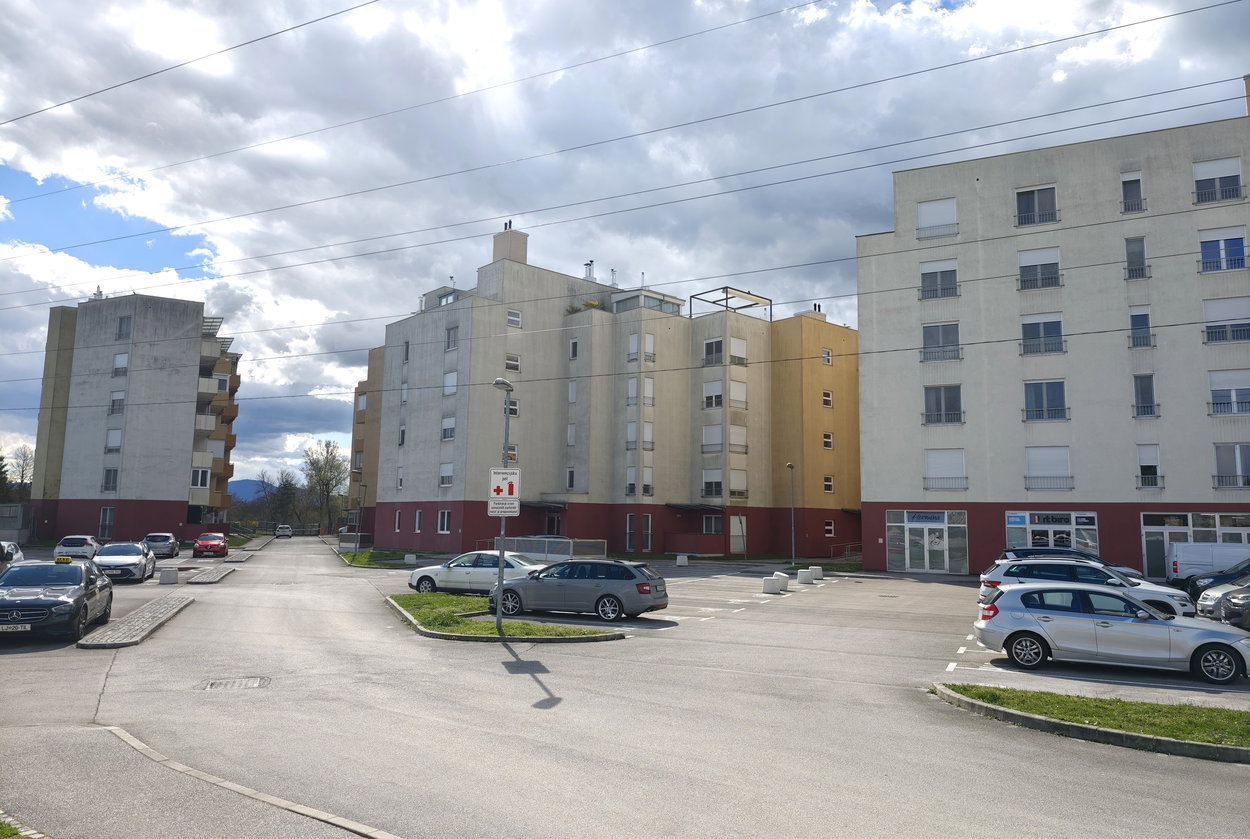 Lokacija: Ljubljana mesto, Bežigrad, Črnuče