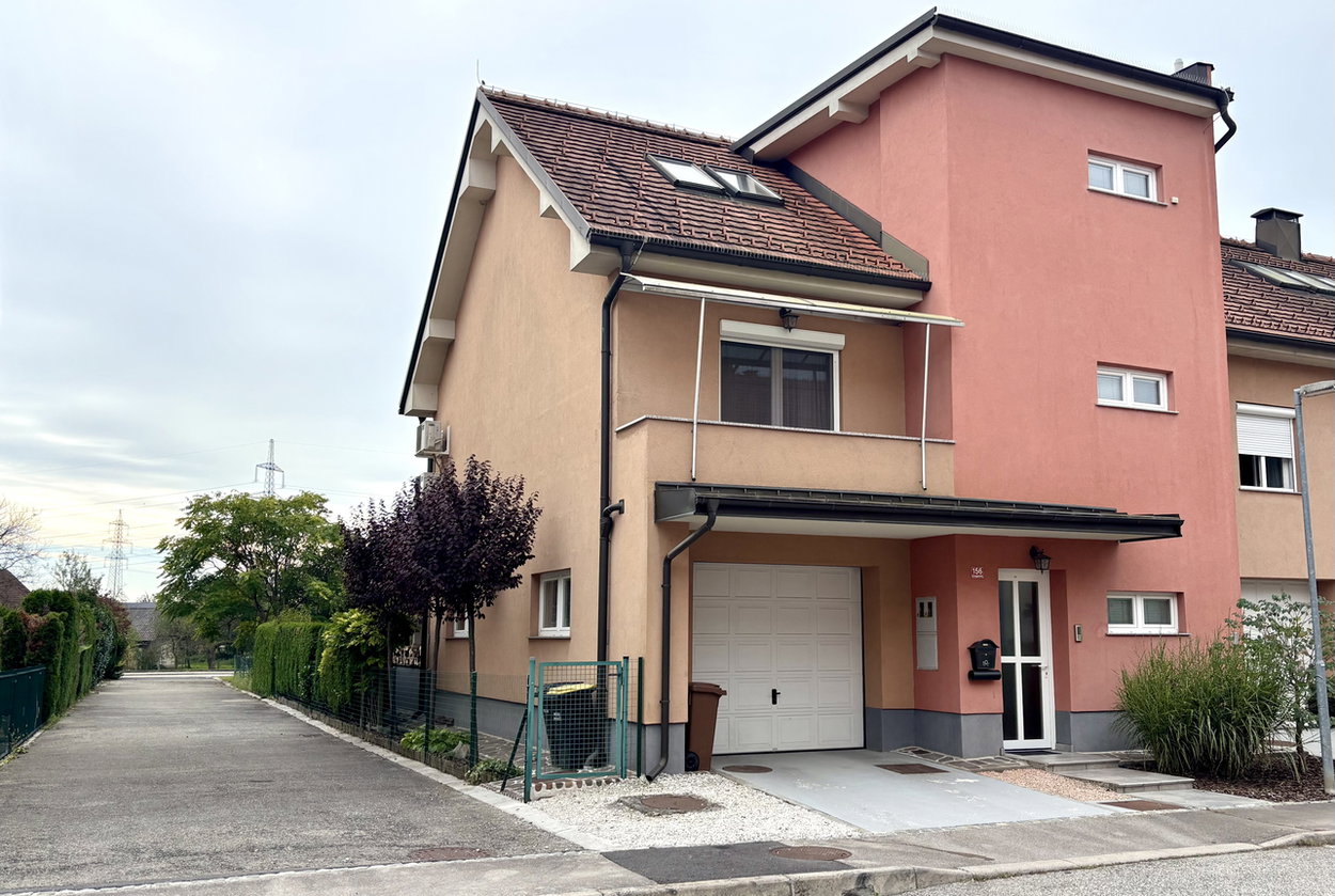 Lokacija: Ljubljana okolica, Domžale, Dragomelj