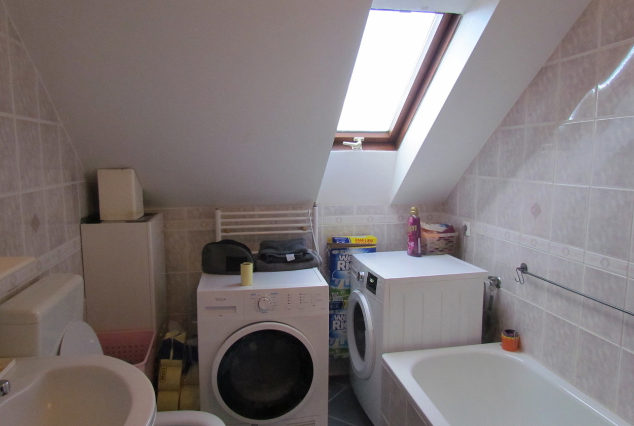 Lokacija: Ljubljana mesto, Moste-Polje, Moste