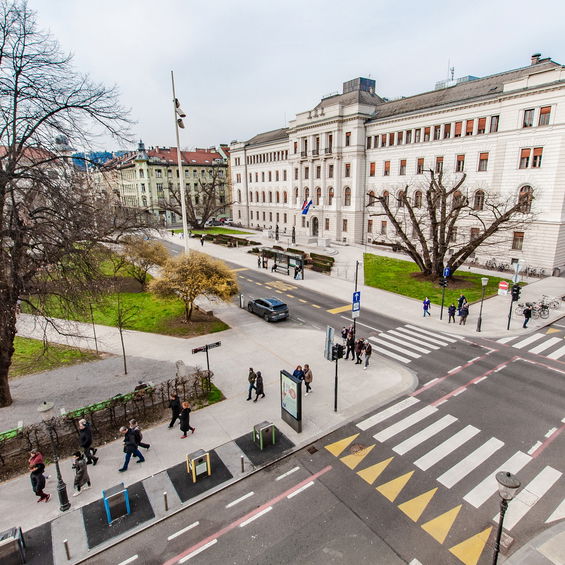Lokacija: Ljubljana mesto, Center, Center