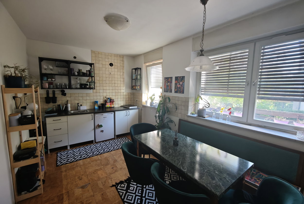 Lokacija: Ljubljana mesto, Bežigrad, Bežigrad