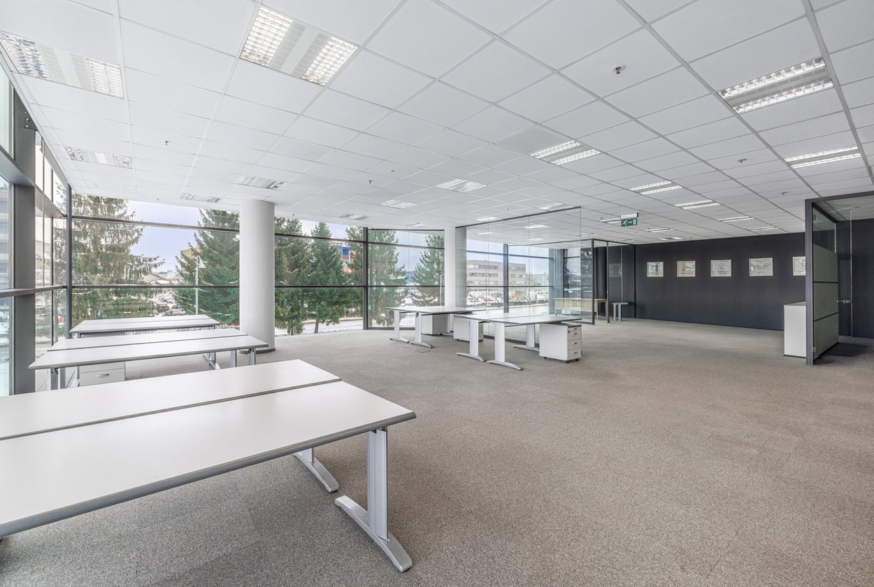 Lokacija: Ljubljana mesto, Šiška, Šiška