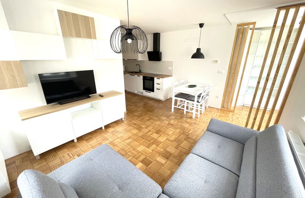 Lokacija: Ljubljana okolica, Mengeš, Mengeš