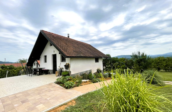 Lokacija: Jugovzhodna Slovenija, Črnomelj, Golek pri Vinici