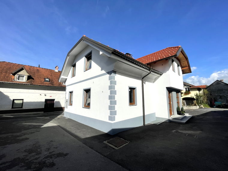 Lokacija: Ljubljana okolica, Kamnik