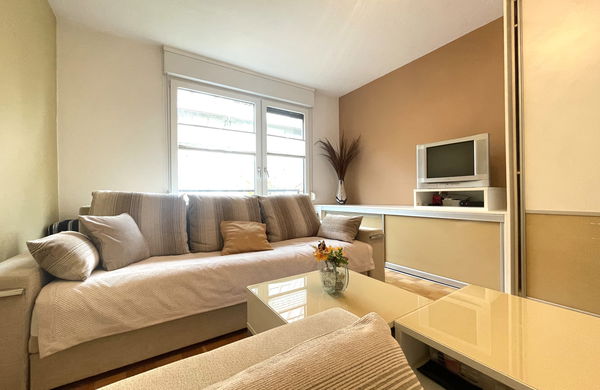 Lokacija: Ljubljana mesto, Bežigrad, Črnuče