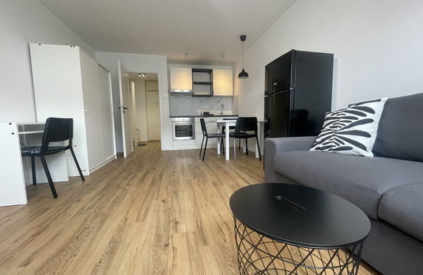 Lokacija: Ljubljana okolica, Mengeš, Mengeš