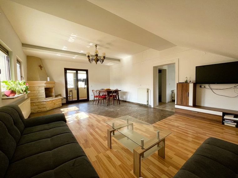 Lokacija: Ljubljana okolica, Komenda, Suhadole