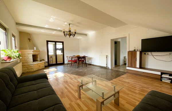 Lokacija: Ljubljana okolica, Komenda, Suhadole