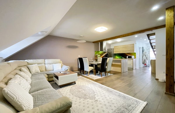 Lokacija: Ljubljana okolica, Kamnik, Kamnik