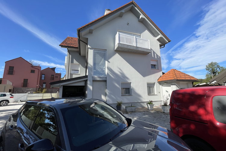 Lokacija: Ljubljana okolica, Brezovica, Notranje Gorice