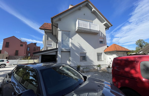Lokacija: Ljubljana okolica, Brezovica, Notranje Gorice