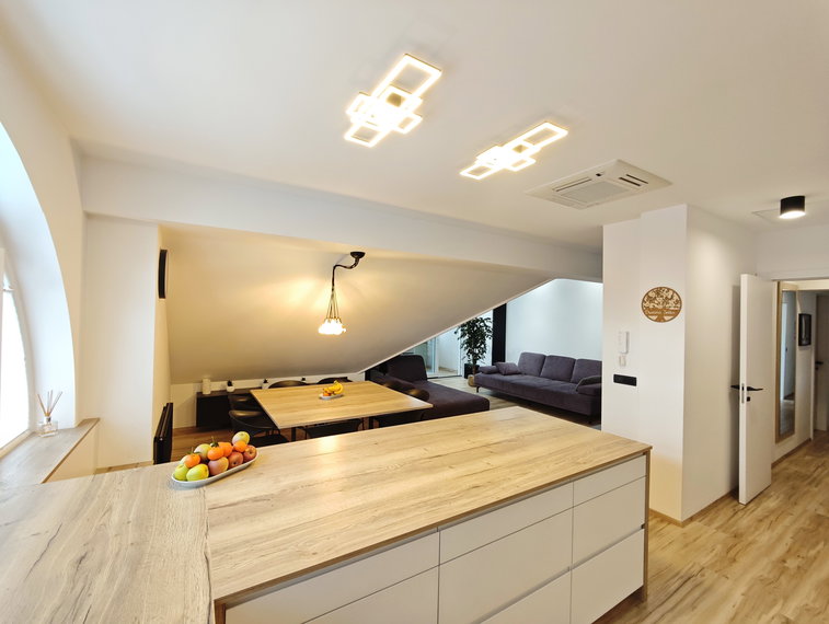 Lokacija: Ljubljana okolica, Kamnik, Duplica