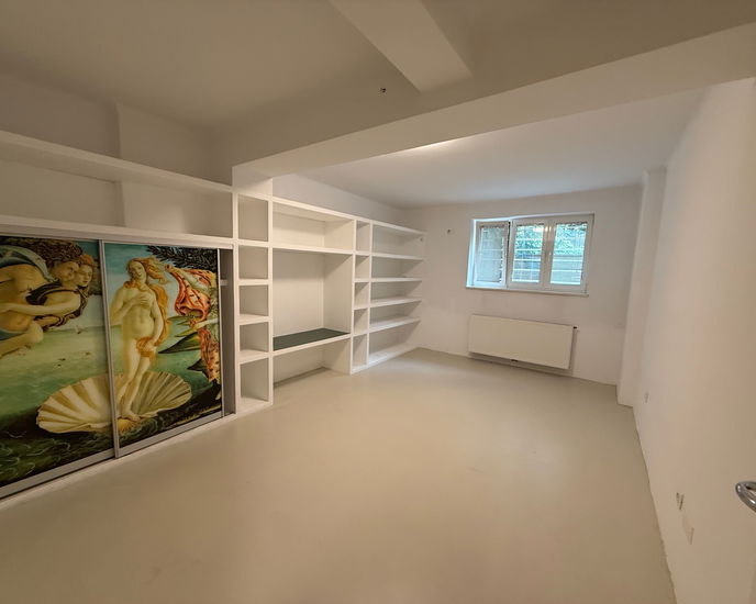 Lokacija: Ljubljana mesto, Center