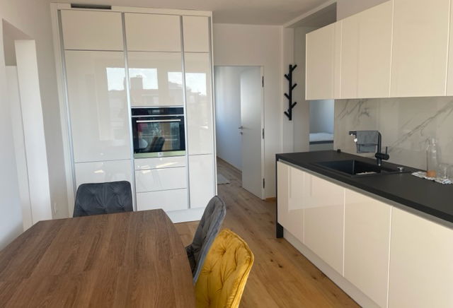 Location: Ljubljana City, Bežigrad, Bs3