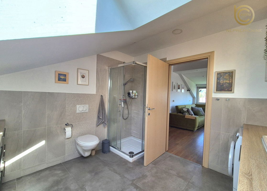 Lokacija: Ljubljana okolica, Domžale, Nožice