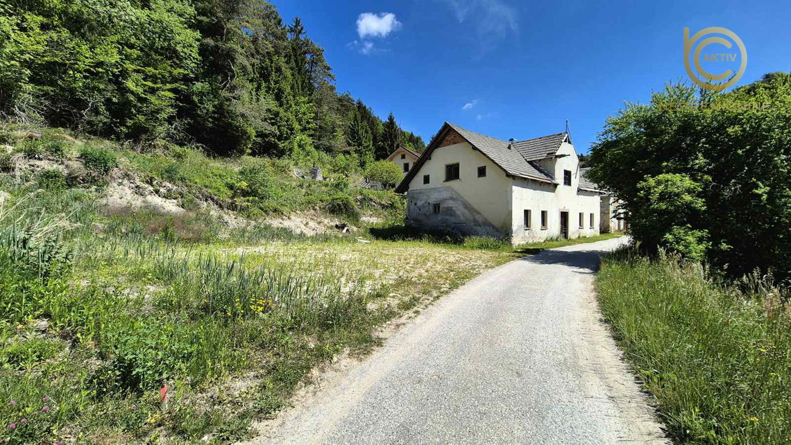 Lokacija: Ljubljana okolica, Ivančna Gorica, Višnja Gora