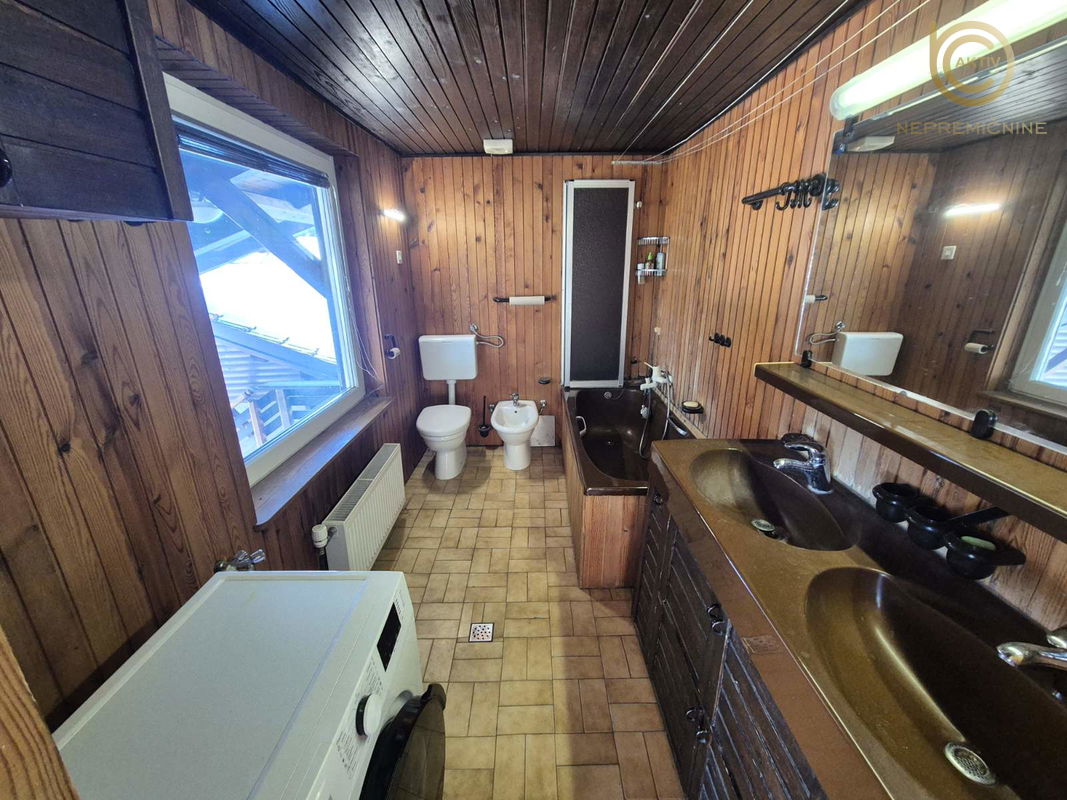 Lokacija: Savinjska, Velenje, Velenje