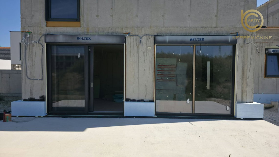 Lokacija: Ljubljana mesto, Moste-Polje, Zg. Zadobrova