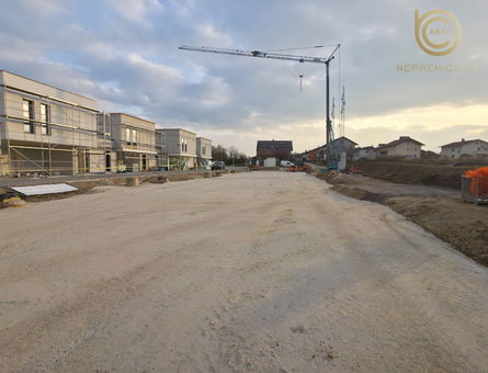 Lokacija: Ljubljana mesto, Moste-Polje, Zg. Zadobrova