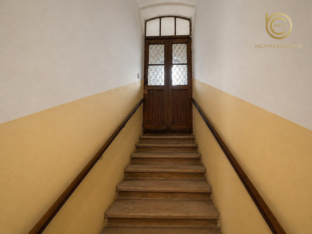 Lokacija: Ljubljana mesto, Center, Center