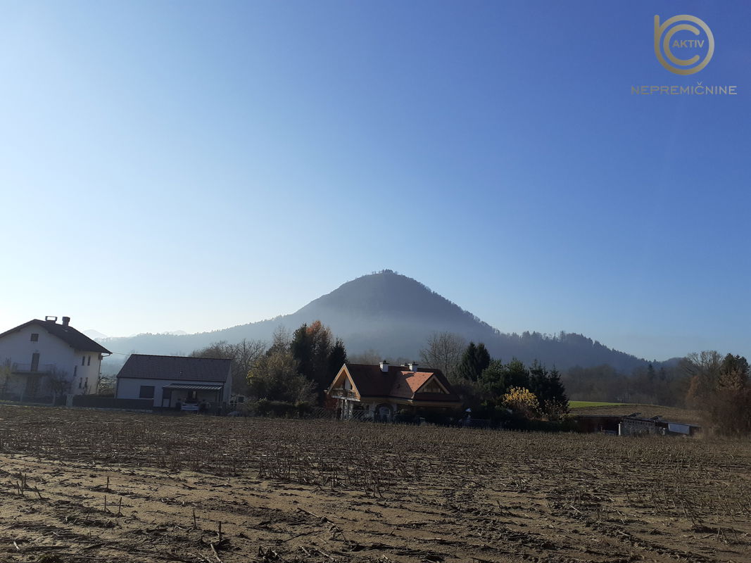Lokacija: Ljubljana mesto, Šiška, Zgornje Gameljne
