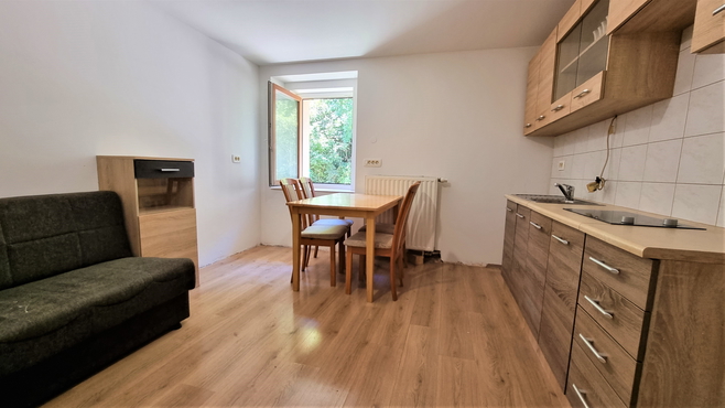 Lokacija: Ljubljana okolica, Trzin, Trzin