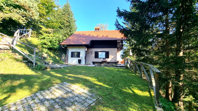 Lokacija: Ljubljana okolica, Medvode, Belo