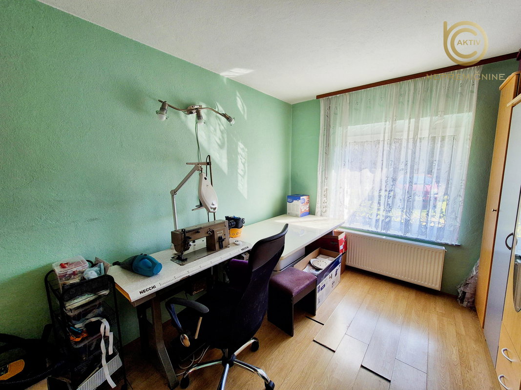 Lokacija: Ljubljana okolica, Vrhnika, Drenov grič