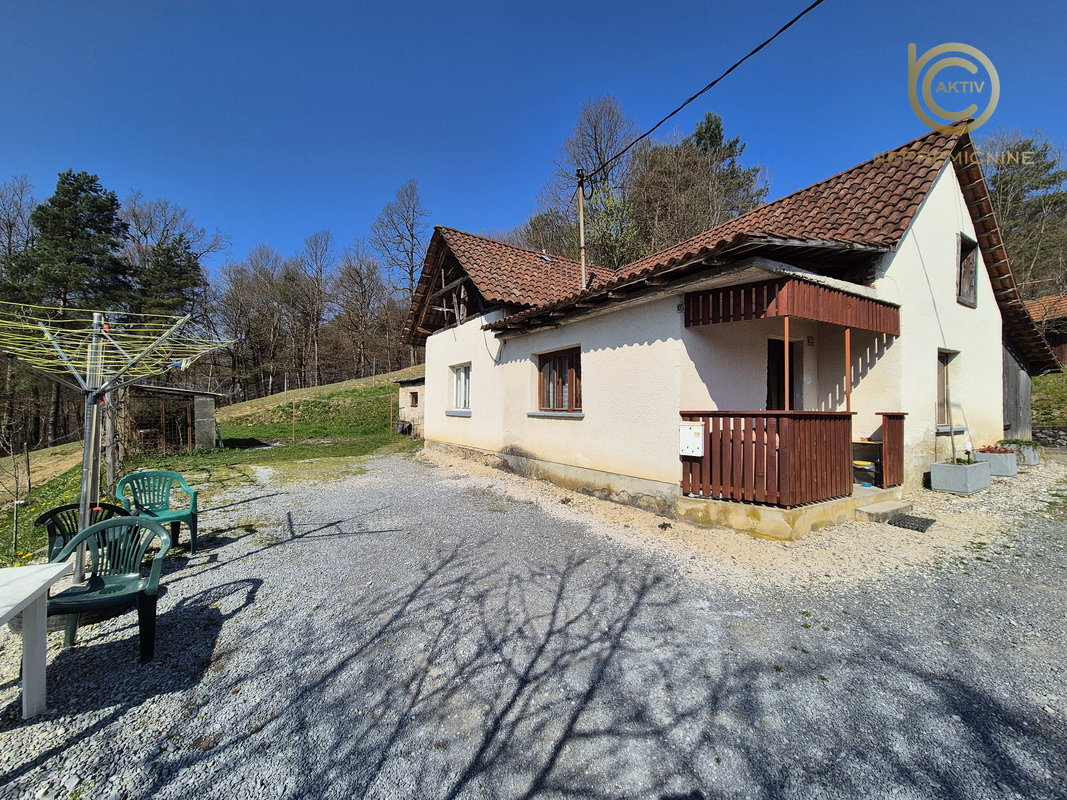 Lokacija: Ljubljana okolica, Vrhnika, Drenov grič