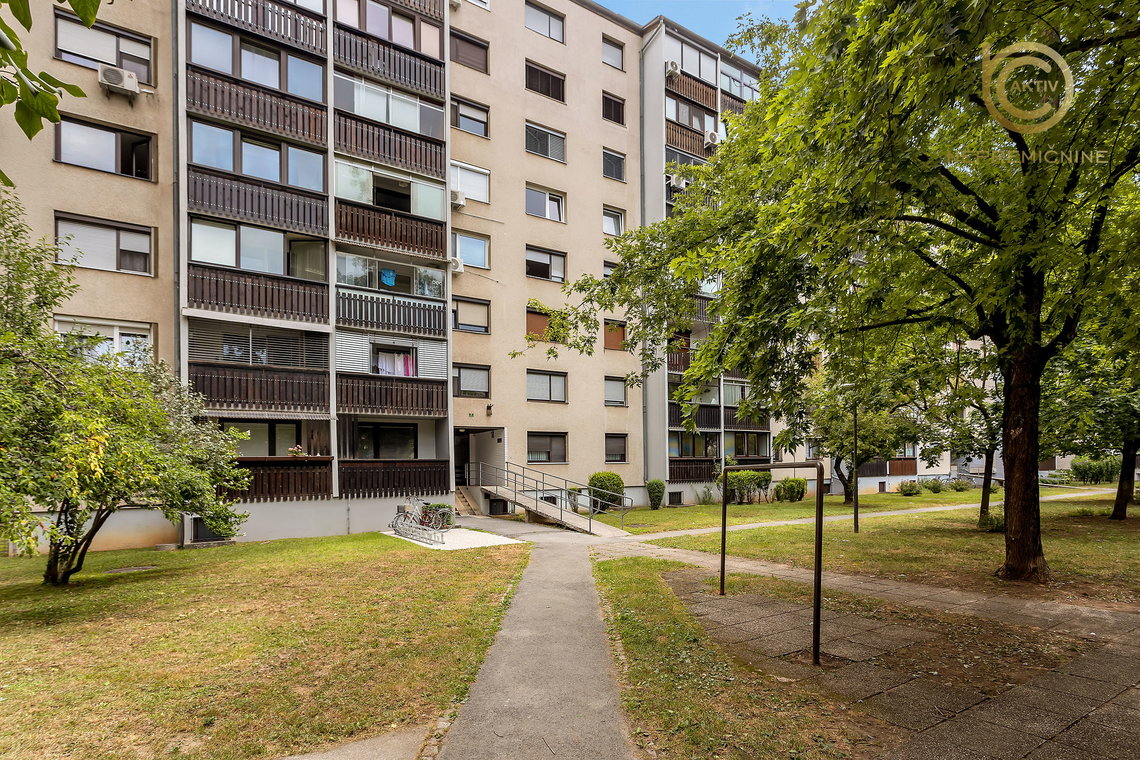 Lokacija: Ljubljana mesto, Moste-Polje, Nove Jarše