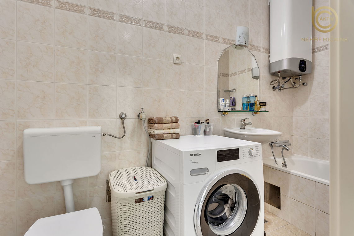 Lokacija: Ljubljana mesto, Bežigrad, Črnuče