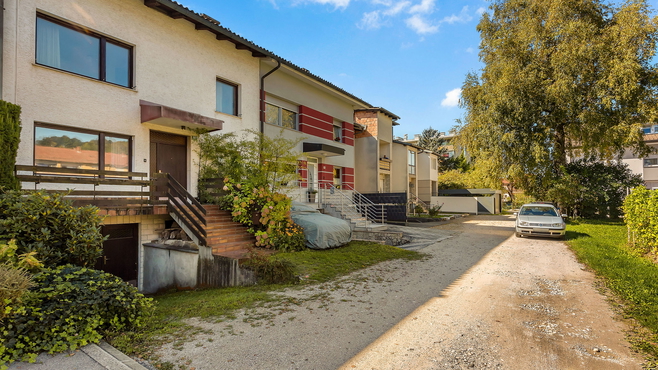 Lokacija: Ljubljana mesto, Bežigrad, Črnuče