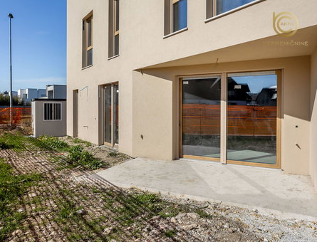 Lokacija: Ljubljana okolica, Domžale, Spodnje Jarše