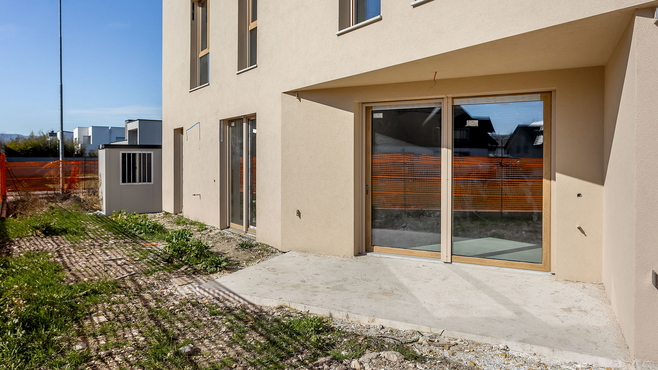 Lokacija: Ljubljana okolica, Domžale, Spodnje Jarše