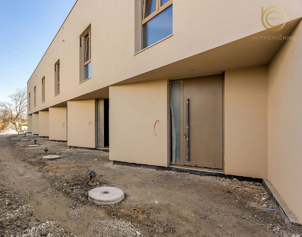 Lokacija: Ljubljana okolica, Domžale, Domžale