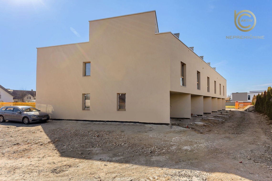 Lokacija: Ljubljana okolica, Domžale, Spodnje Jarše