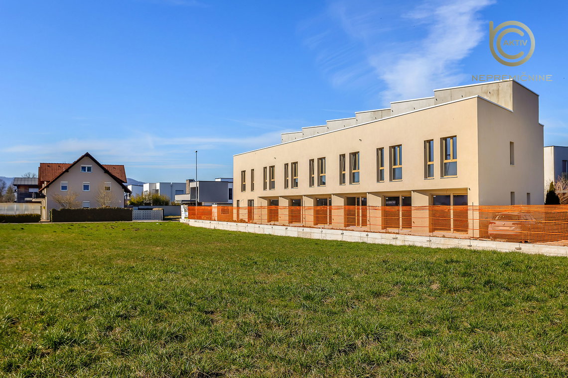 Lokacija: Ljubljana okolica, Domžale, Spodnje Jarše