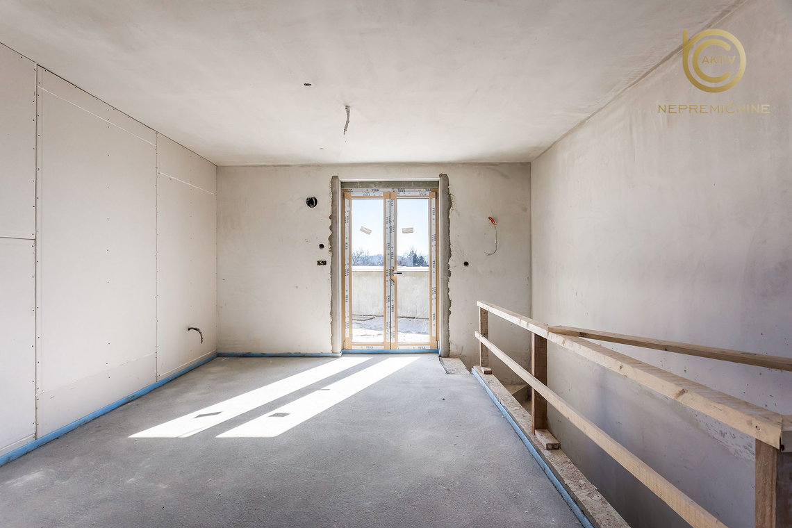 Lokacija: Ljubljana okolica, Domžale, Spodnje Jarše