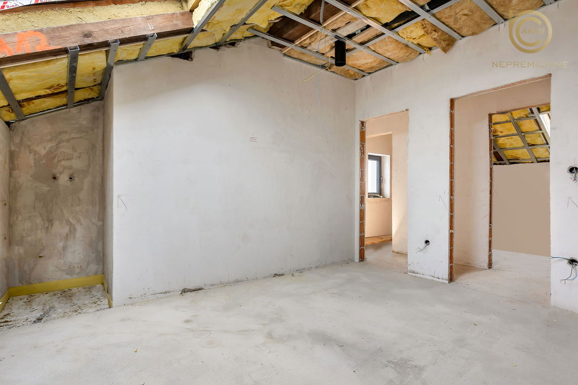 Lokacija: Ljubljana okolica, Mengeš, Mengeš